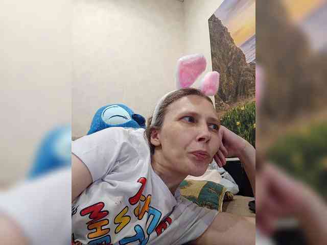 -Queen-Margo- webcam