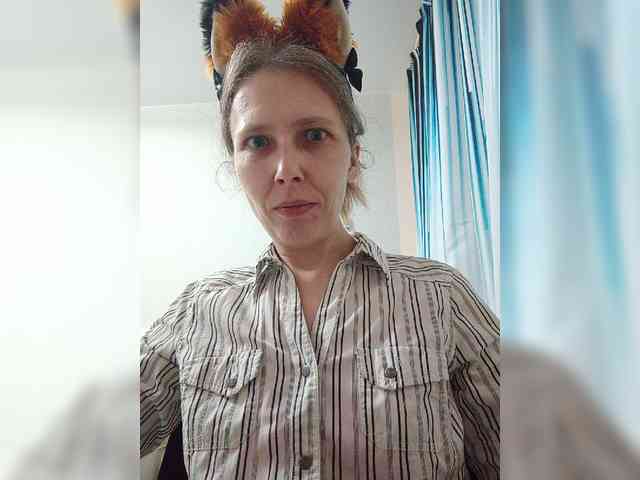 -Queen-Margo- webcam