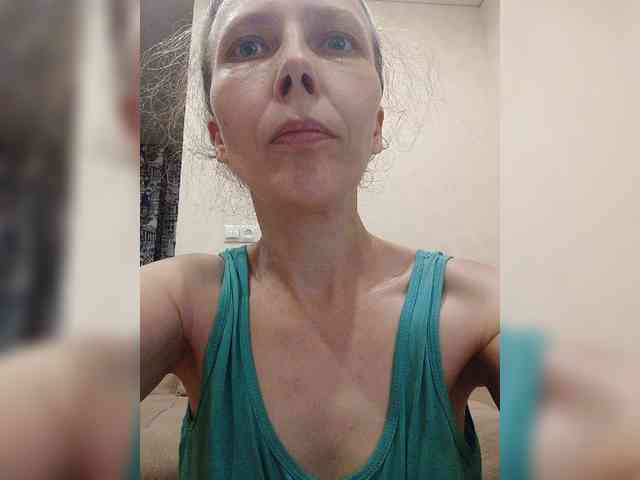 -Queen-Margo- webcam