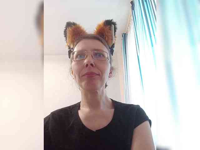 -Queen-Margo- webcam