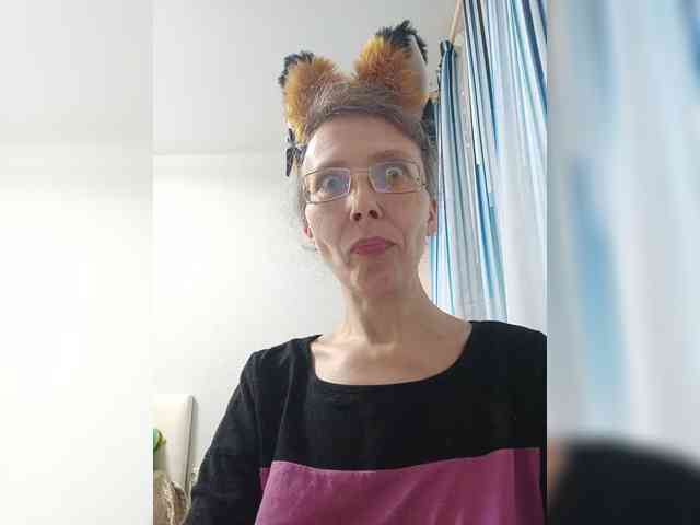 -Queen-Margo- webcam