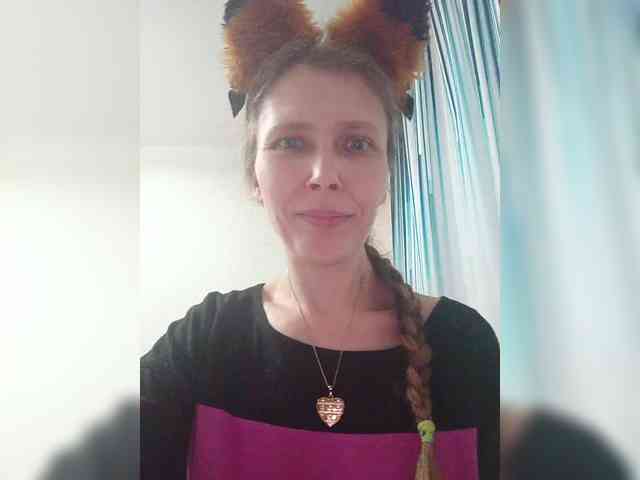 -Queen-Margo- webcam