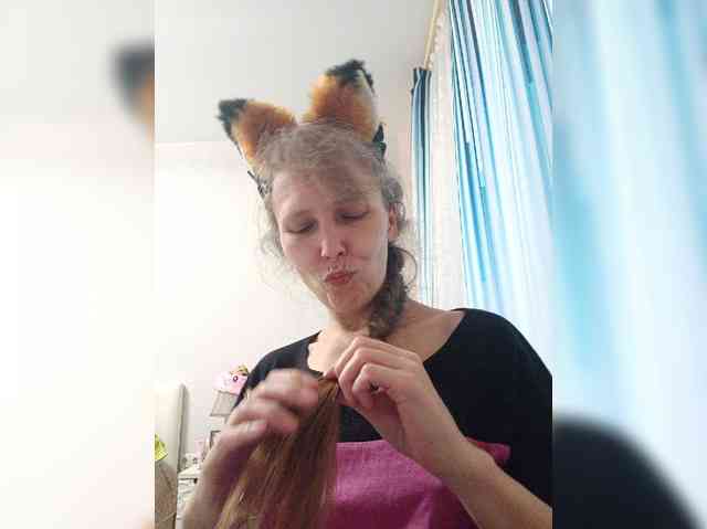 -Queen-Margo- webcam