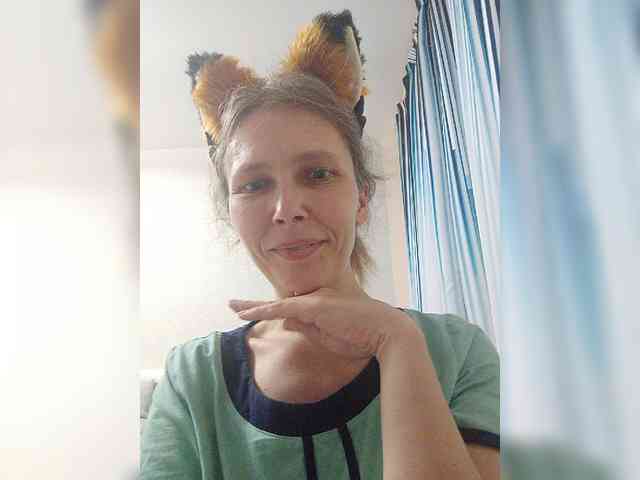 -Queen-Margo- webcam