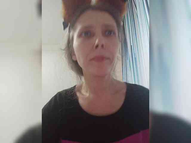 -Queen-Margo- webcam