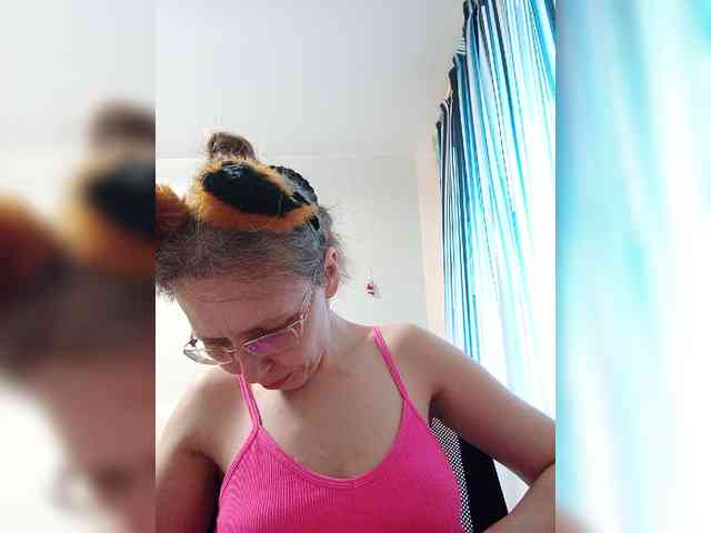 -Queen-Margo- webcam