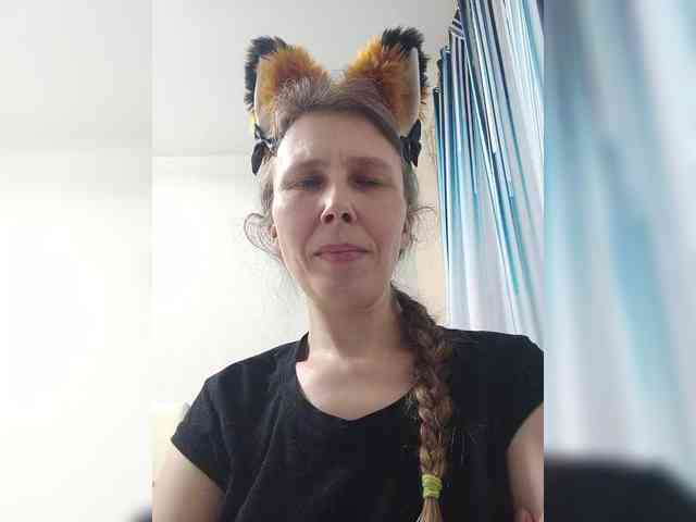 -Queen-Margo- webcam