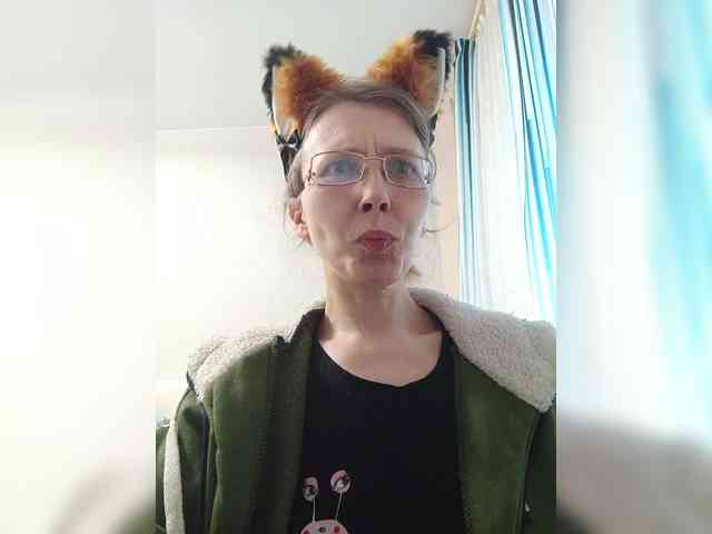 -Queen-Margo- webcam