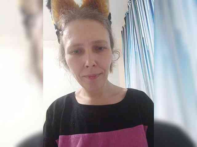 -Queen-Margo- webcam