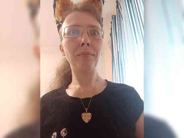 -Queen-Margo- webcam