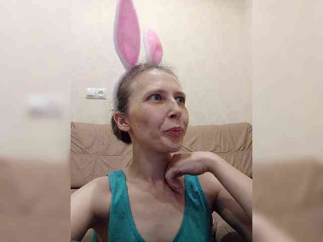 -Queen-Margo- webcam