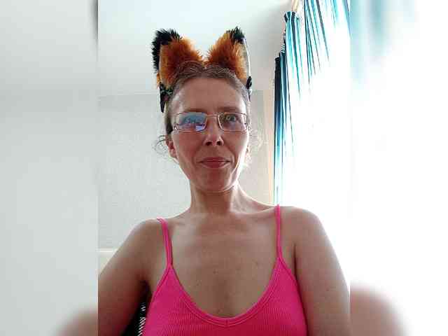-Queen-Margo- webcam