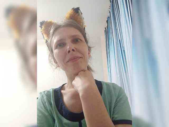 -Queen-Margo- webcam