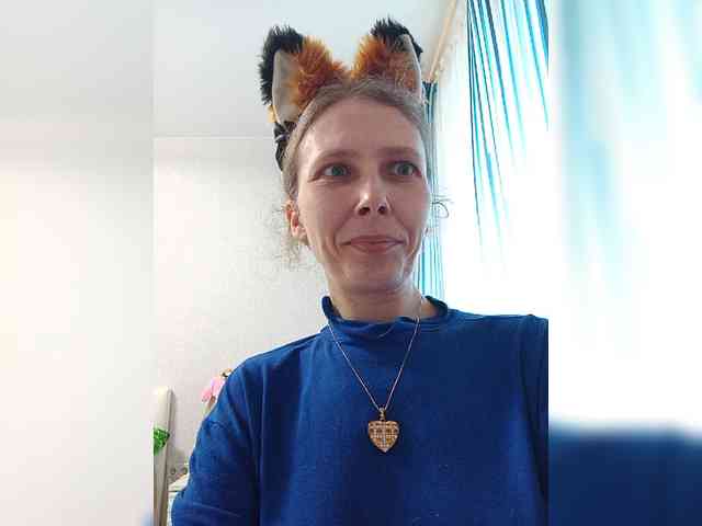-Queen-Margo- webcam