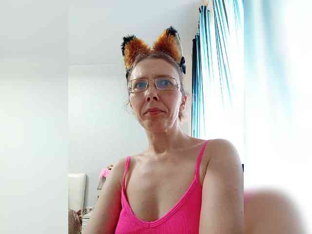 -Queen-Margo- webcam