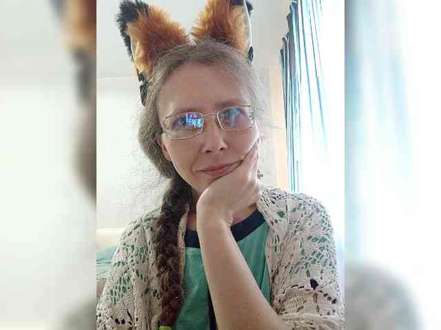 -Queen-Margo- webcam