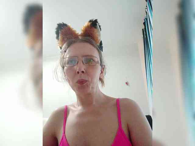 -Queen-Margo- webcam