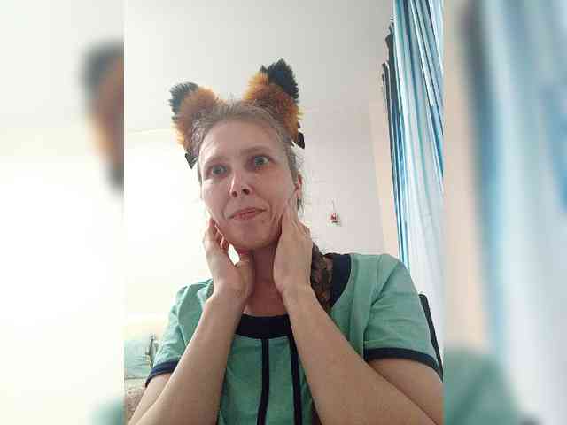 -Queen-Margo- webcam