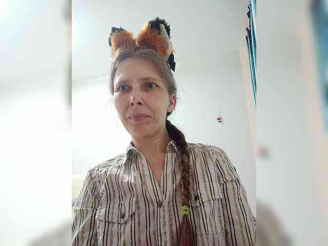 -Queen-Margo- webcam