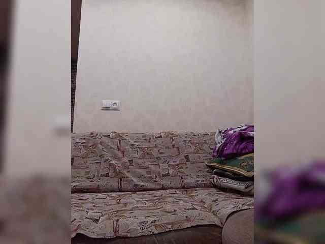 -Queen-Margo- webcam