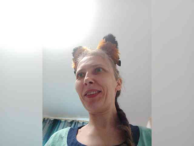 -Queen-Margo- webcam