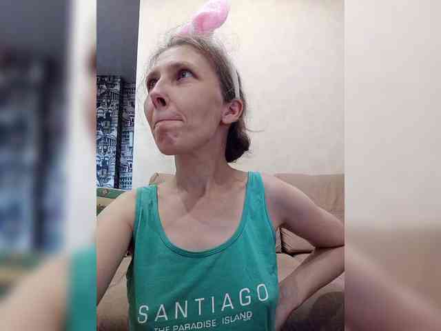 -Queen-Margo- webcam