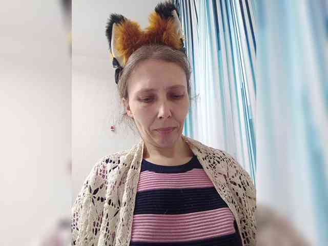 -Queen-Margo- webcam