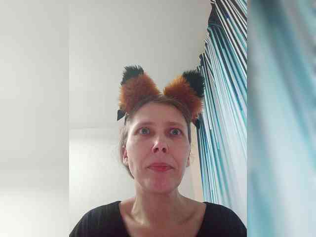 -Queen-Margo- webcam