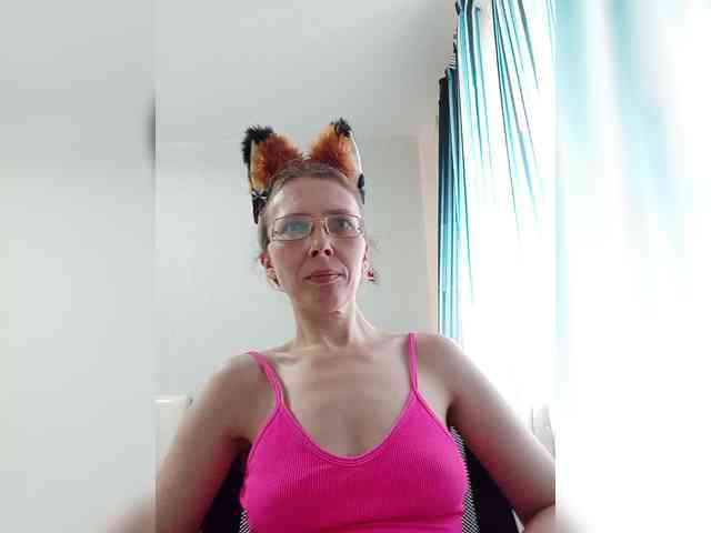 -Queen-Margo- webcam