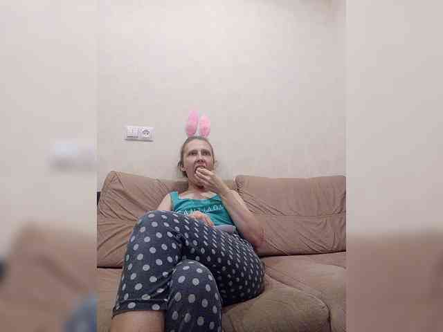 -Queen-Margo- webcam