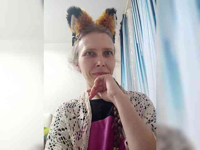 -Queen-Margo- webcam