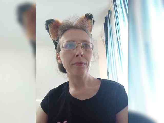 -Queen-Margo- webcam