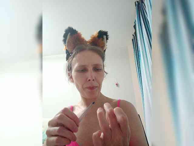 -Queen-Margo- webcam