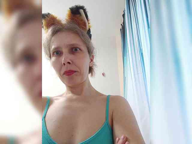 -Queen-Margo- webcam