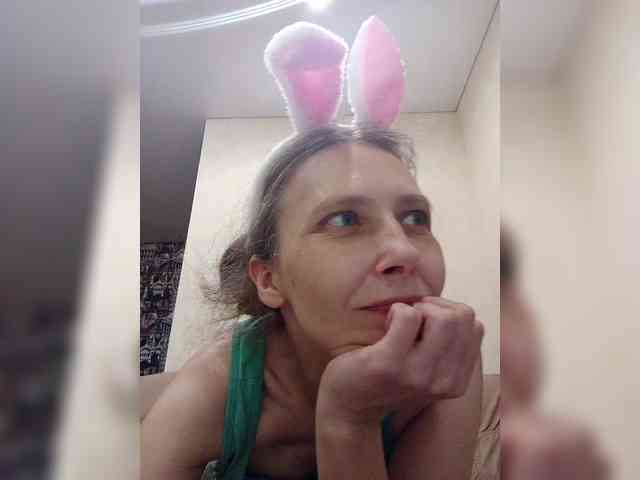 -Queen-Margo- webcam