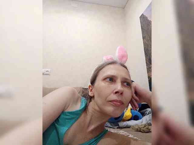 -Queen-Margo- webcam