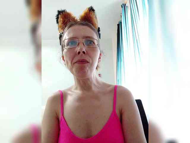 -Queen-Margo- webcam