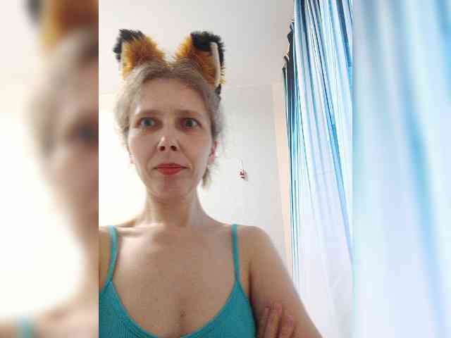 -Queen-Margo- webcam