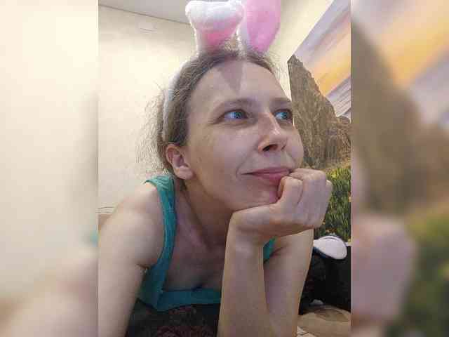 -Queen-Margo- webcam
