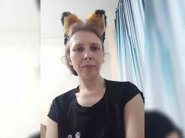 -Queen-Margo- webcam