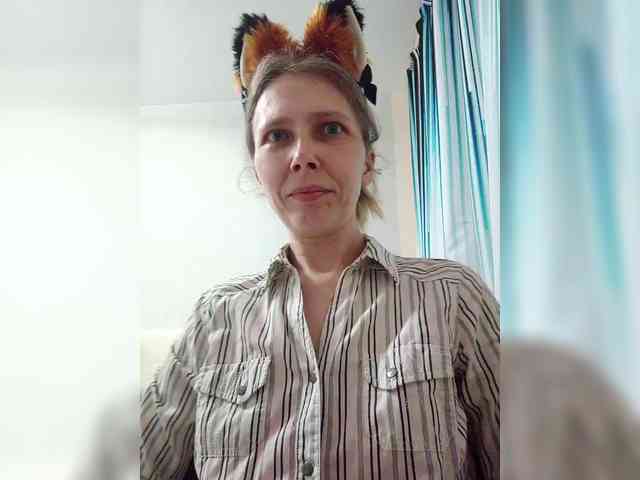 -Queen-Margo- webcam