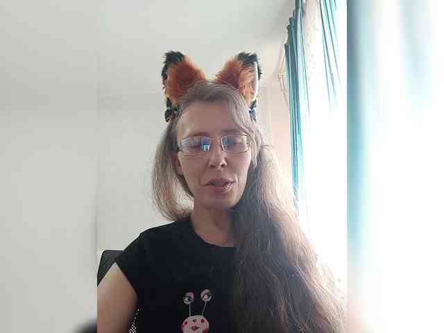 -Queen-Margo- webcam