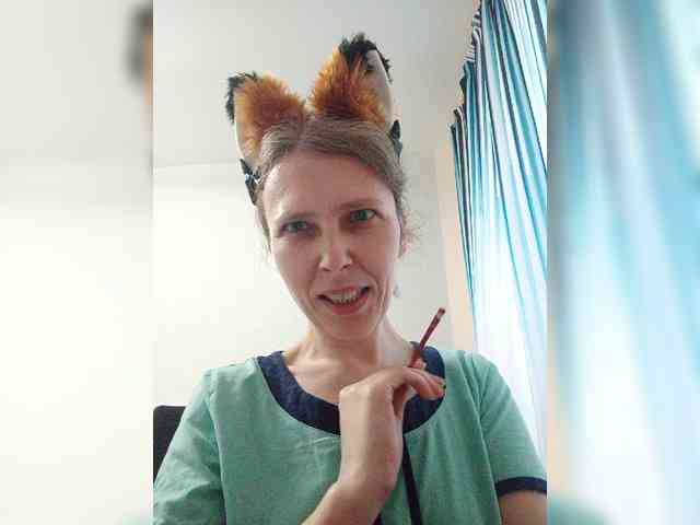 -Queen-Margo- webcam
