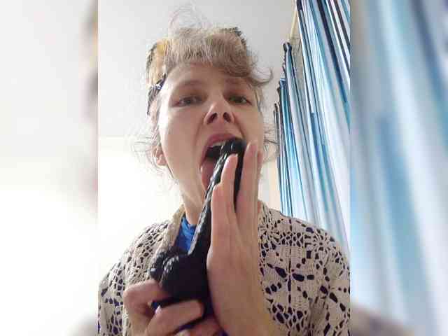 -queen-margo- -queen-margo-