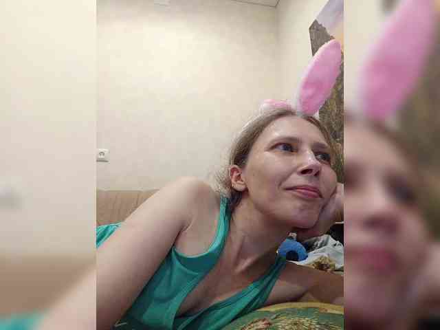-Queen-Margo- webcam
