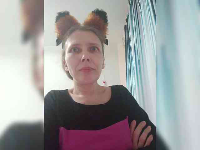 -Queen-Margo- webcam