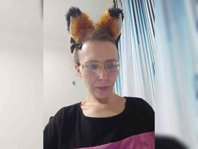 -Queen-Margo- webcam
