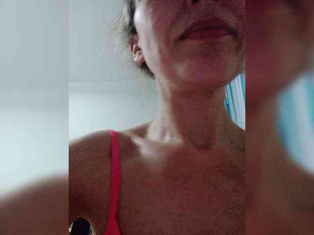 -Queen-Margo- webcam