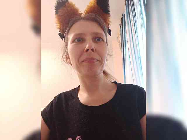 -Queen-Margo- webcam