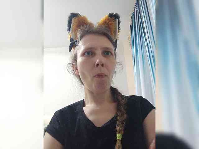 -Queen-Margo- webcam